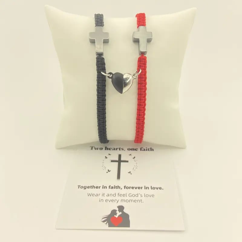 💕"Dos Corazones, Una Fe": una inspiradora pulsera cristiana con una cruz y una tarjeta con la bendición de Jesús.-ES