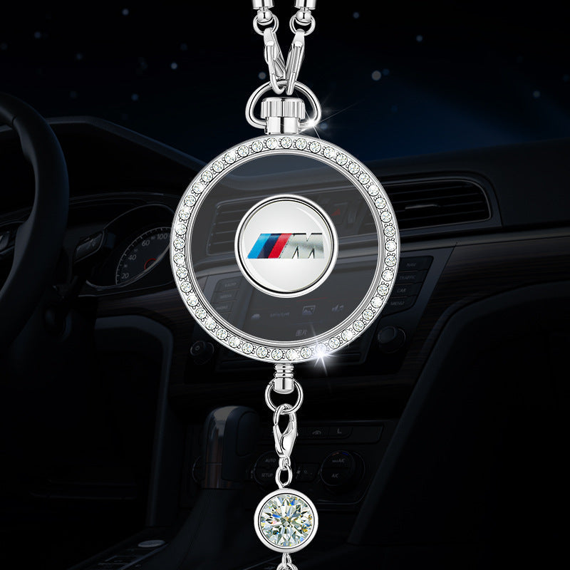 Colgante con el logotipo de aromaterapia para coche fabricado en metal y diamantes.-ES