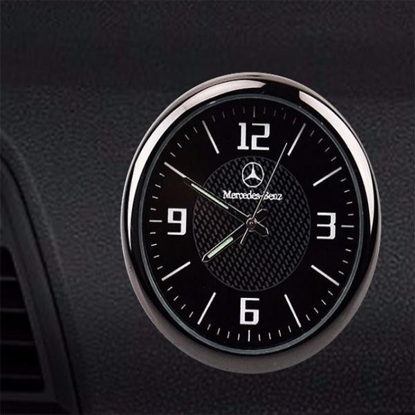 Kvarcinis laikrodis automobiliui-LT