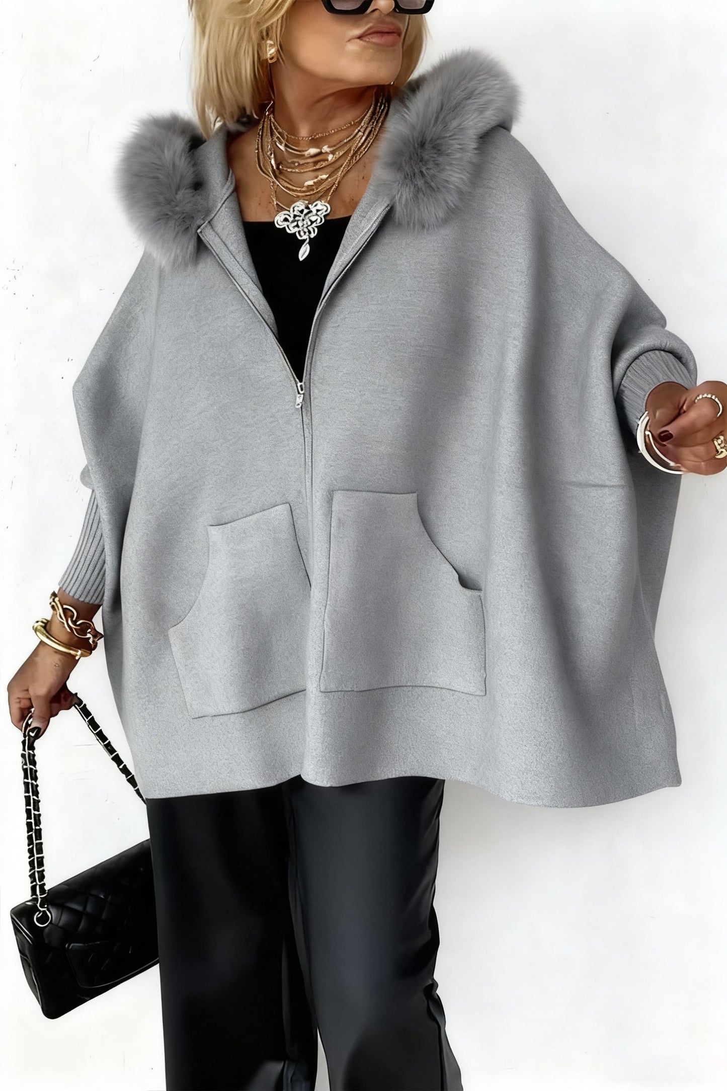 Chaqueta casual de mujer con cuello de piel de color liso.-ES