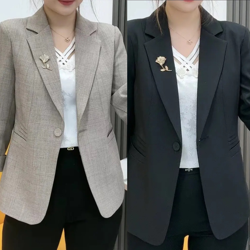 Elegantna, oprijeta jakna z broško v obliki rože-SI